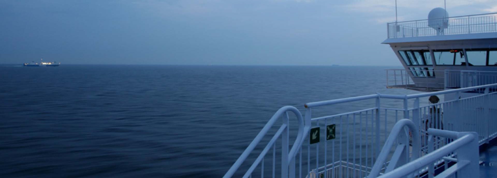 A clean environment Towards zero-emission shipping banner