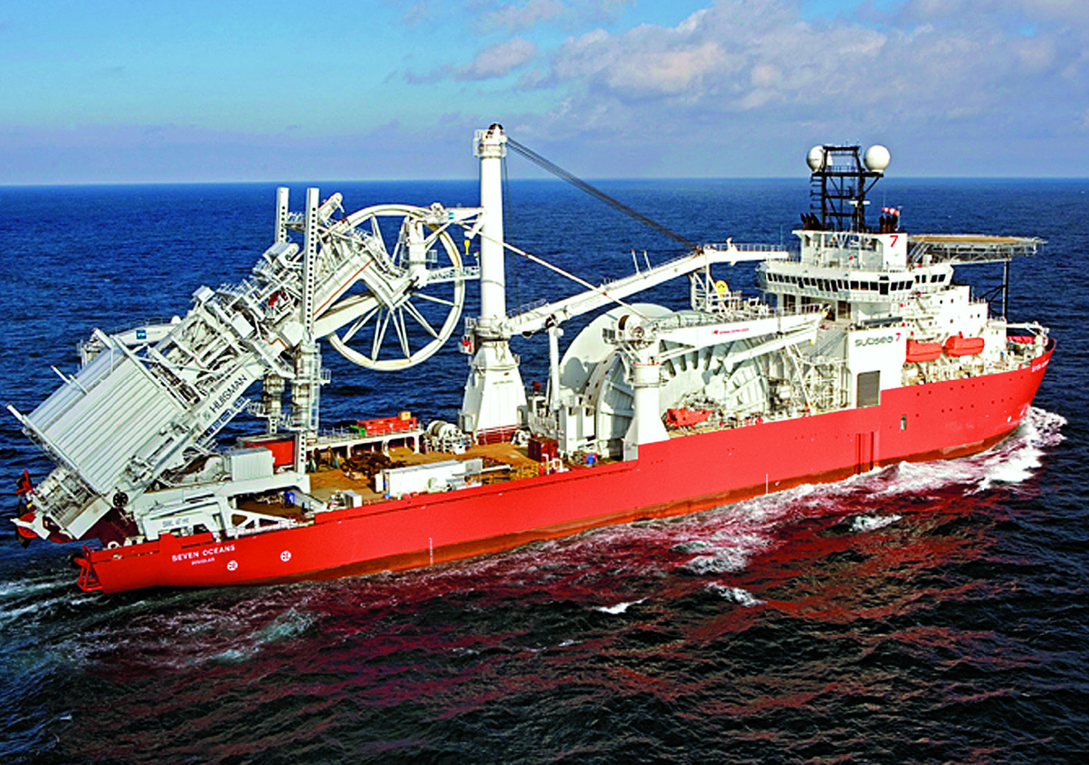 Rigid pipelaying vessel SEVEN OCEANS