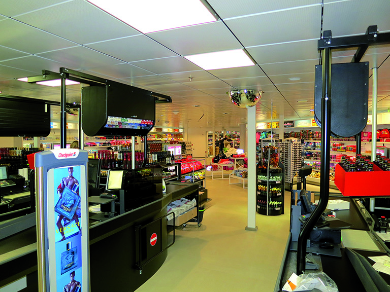 Natural gas-fuelled ferry VIKING GRACE