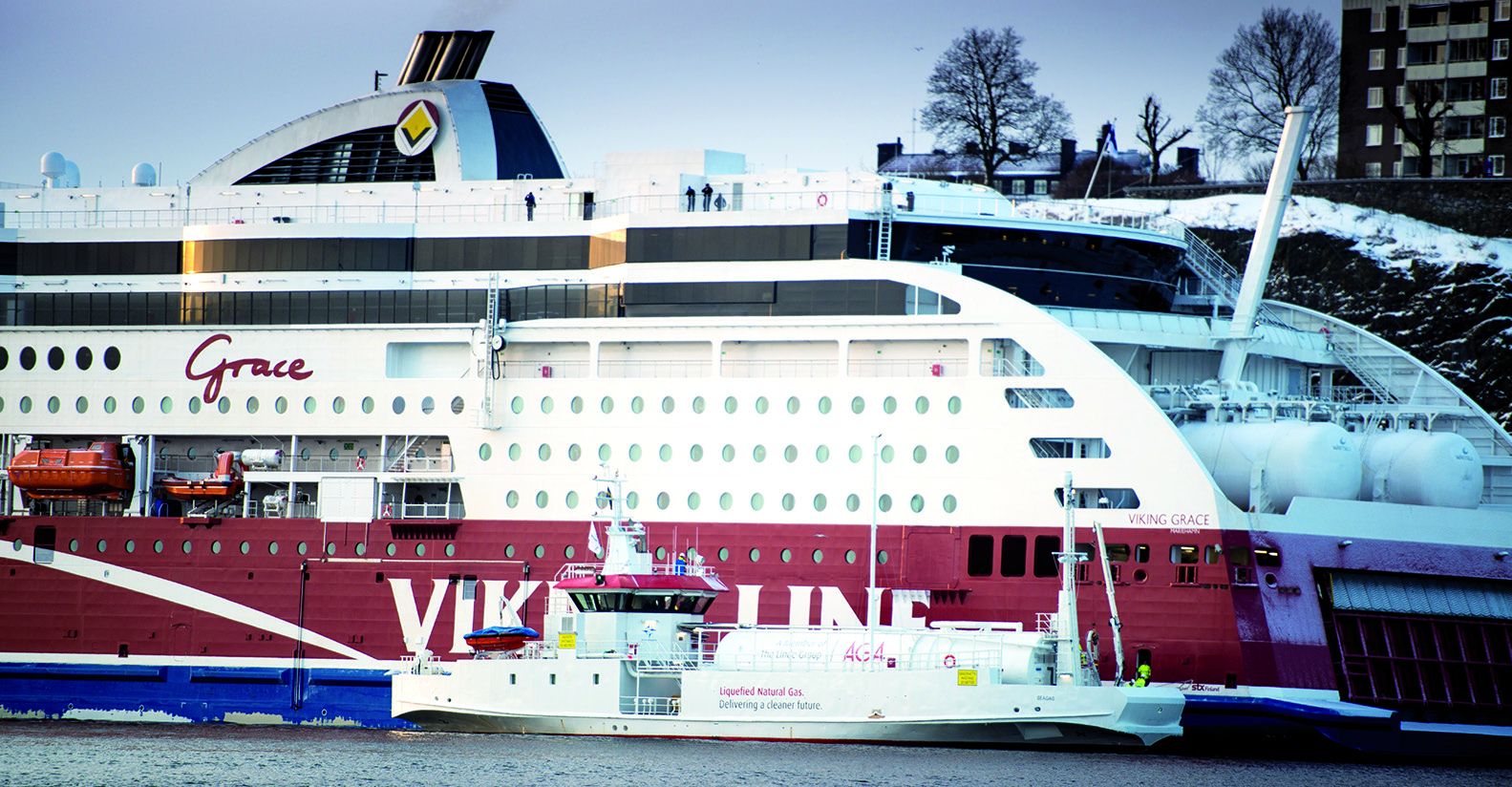 Natural gas-fuelled ferry VIKING GRACE