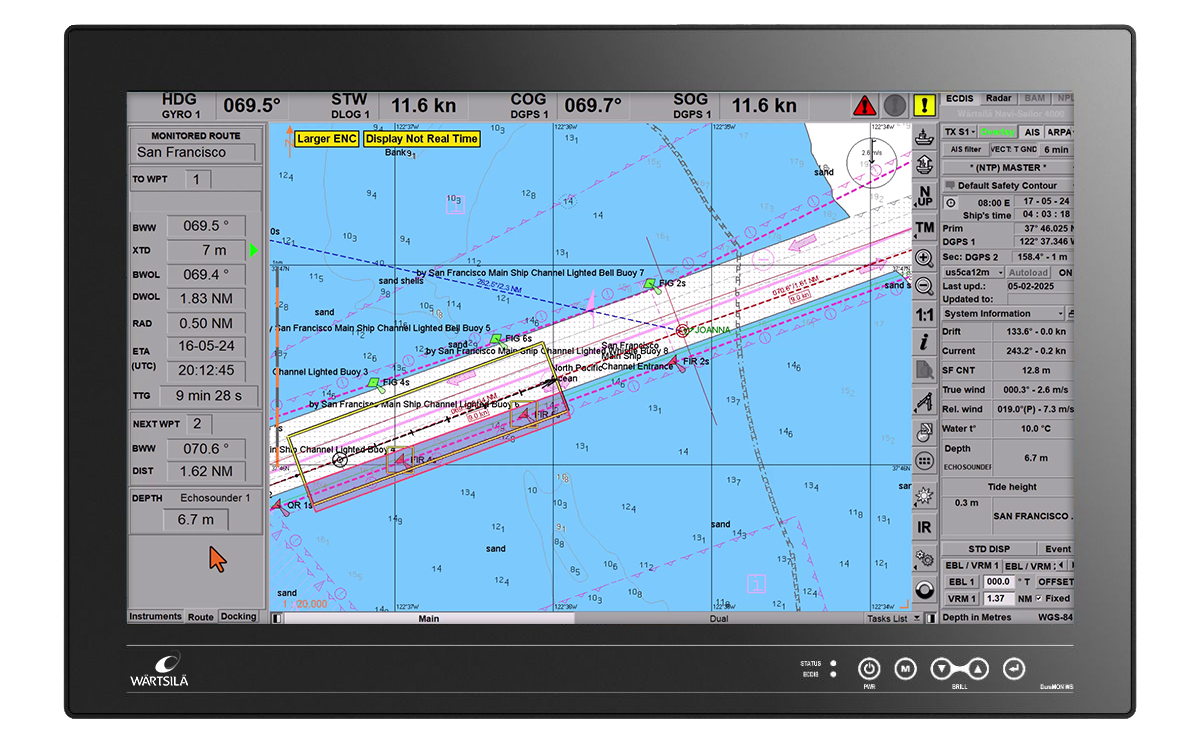 Monitor with Wärtsilä Navi-Sailor ECDIS