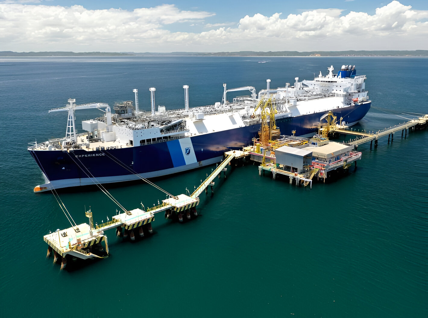 Reliquefaction system for Excelerate