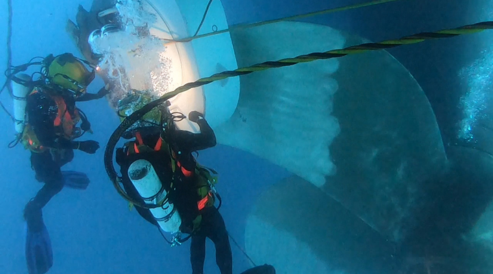 Wartsila-Underwater-Services-vessel-repair 720x400