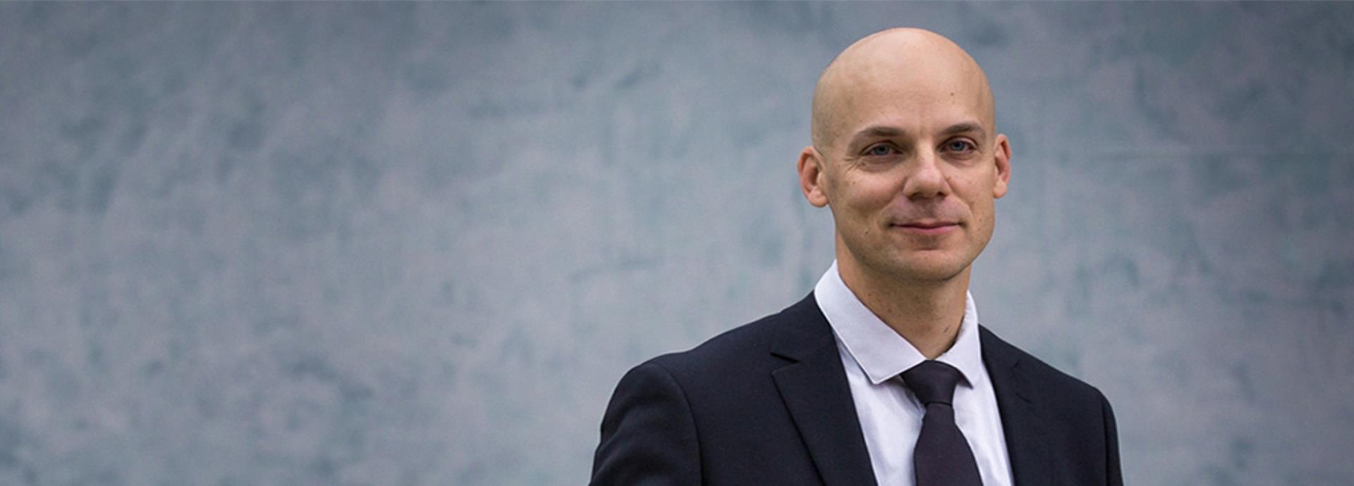 fighting-the-constant-cyberwar-(1-1)-copy_resized